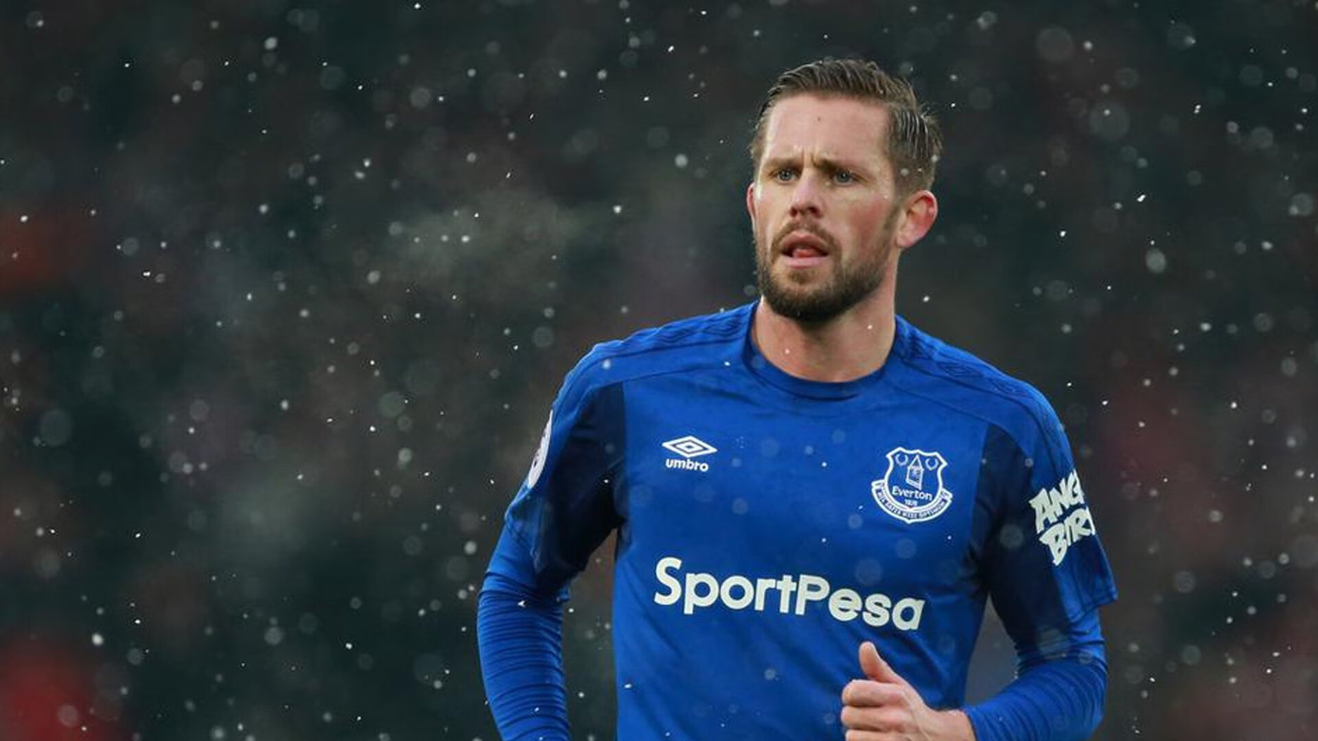 水球战术创新带动整体表现上升，水球集锦